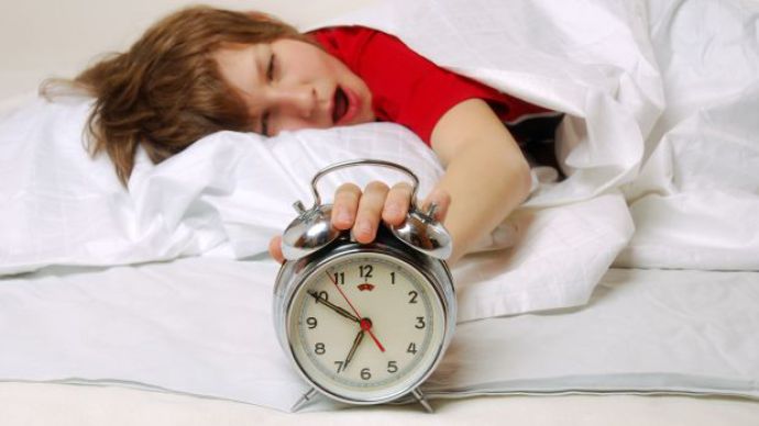  Adolescência: o corpo paga pelas noites mal dormidas