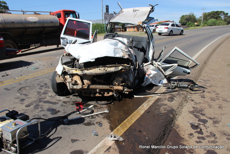  Acidente frontal entre um caminhão e um carro na ERS-122 faz mais uma vítima fatal