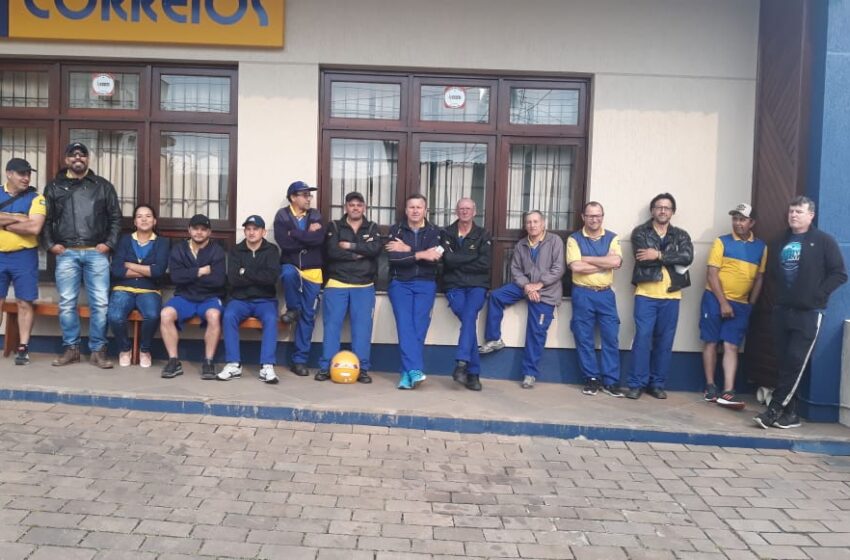 Correios em greve