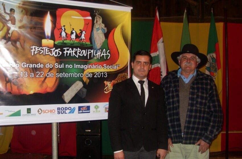 Lançado o cartaz da Semana Farroupilha 2013