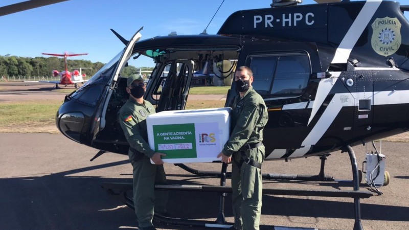 Estado distribui doses de Coronavac, Pfizer e Janssen aos 497 municípios gaúchos