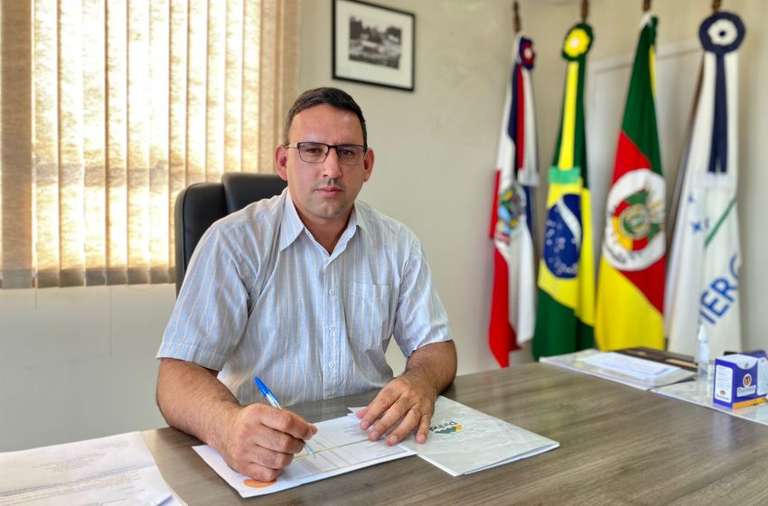 Prefeito diz que Pinhal da Serra vai continuar município
