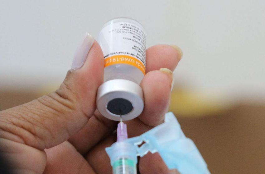  Saúde Após pico da Ômicron, aumentar vacinação pode bloquear coronavírus