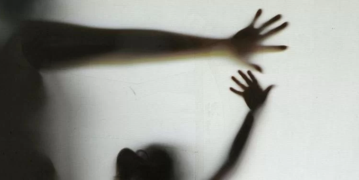  A cada oito minutos, uma mulher é estuprada no Brasil, aponta relatório