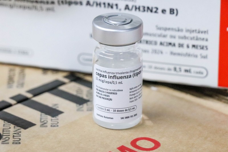  RS recebe 480 mil doses de vacinas contra a gripe