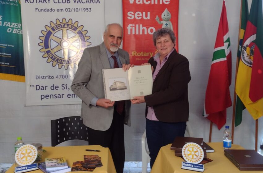 Médico patrono da feira do livro fala das suas experiências na vida profissional