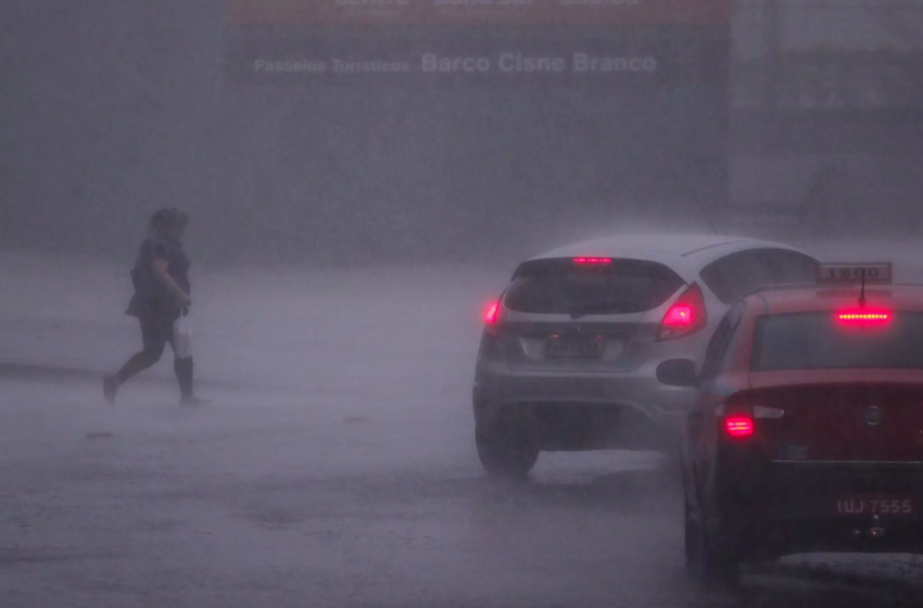  Rio Grande do Sul em alerta para a possibilidade de tornados e chuvas intensas nesta semana